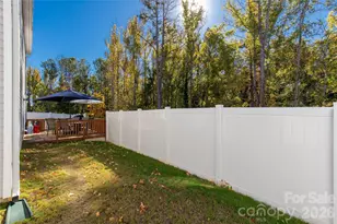 1195 Cavalier Ln, Rock Hill, SC 29730 - Photo 37