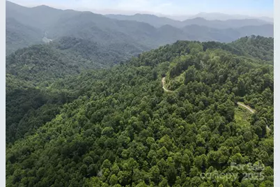 55 Red Wolf Run, Burnsville, NC 28714 - Photo 11