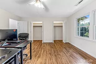 410 Golf View Condo Ln, Hendersonville, NC 28739 - Photo 21