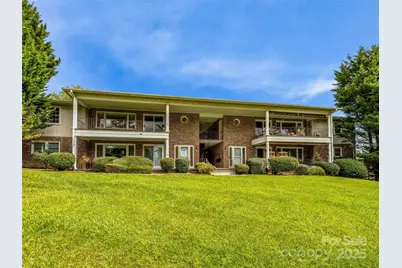 410 Golf View Condo Lane #2D, Hendersonville, NC 28739 - Photo 1
