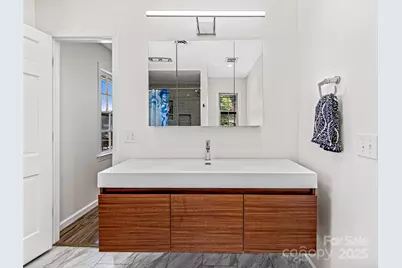 410 Golf View Condo Lane #2D, Hendersonville, NC 28739 - Photo 17