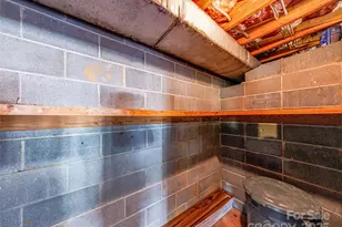 410 Golf View Condo Ln, Hendersonville, NC 28739 - Photo 25