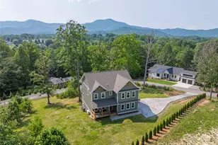 17 Baxter Woods Ln, Candler, NC 28715 - Photo 43