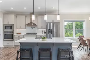 17 Baxter Woods Ln, Candler, NC 28715 - Photo 15