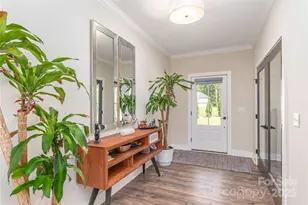 17 Baxter Woods Ln, Candler, NC 28715 - Photo 5