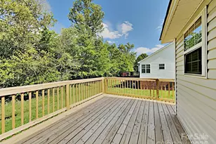 4328 Frank Vance Rd, Charlotte, NC 28216 - Photo 15