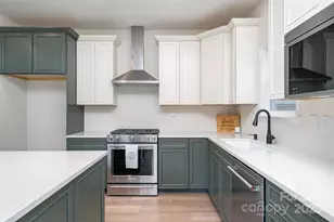 18019 Wilbanks Dr, Charlotte, NC 28278 - Photo 11