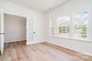 18019 Wilbanks Dr, Charlotte, NC 28278 - Photo 17