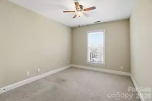 8044 Hawk Crest Ct, Charlotte, NC 28270 - Photo 33