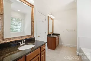 8044 Hawk Crest Ct, Charlotte, NC 28270 - Photo 27