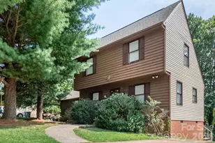 504 Holland Dr, Statesville, NC 28677 - Photo 3