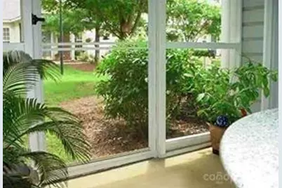 4492 Antelope Lane, Charlotte, NC 28269 - Photo 7