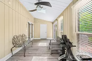 7528 Red Oak Ln, Charlotte, NC 28226 - Photo 19