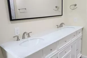 306 E Ratchford Ave, Gastonia, NC 28054 - Photo 17