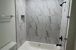 39 E White St, Chester, SC 29706 - Photo 13