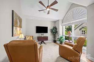 123 Carriage Walk Ln, Hendersonville, NC 28791 - Photo 15