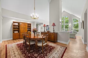 123 Carriage Walk Ln, Hendersonville, NC 28791 - Photo 5