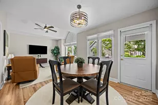 123 Carriage Walk Ln, Hendersonville, NC 28791 - Photo 13