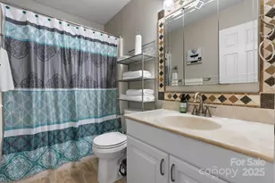 1330 5th St NE, Hickory, NC 28601 - Photo 11