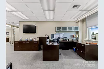 401 N Main Street #3, Hendersonville, NC 28792 - Photo 37