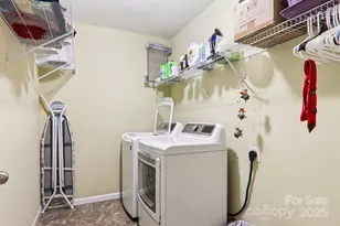 22 Streamside Dr, Hendersonville, NC 28791 - Photo 37