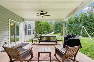 22 Streamside Dr, Hendersonville, NC 28791 - Photo 39