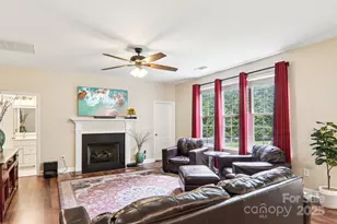 22 Streamside Dr, Hendersonville, NC 28791 - Photo 11