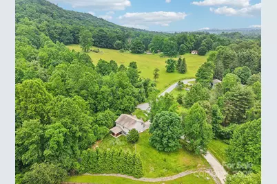 22 Streamside Drive, Hendersonville, NC 28791 - Photo 5