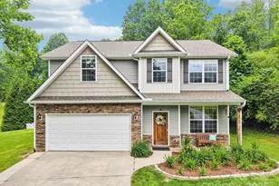 22 Streamside Dr, Hendersonville, NC 28791 - Photo 1