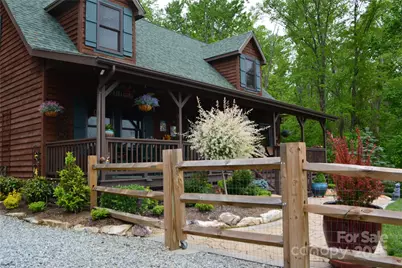 394 Hummingbird Lane, Elk Park, NC 28622 - Photo 3