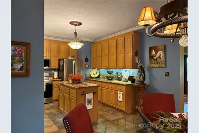 394 Hummingbird Lane, Elk Park, NC 28622 - Photo 19