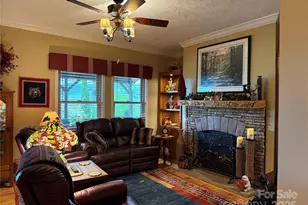 394 Hummingbird Ln, Elk Park, NC 28622 - Photo 13