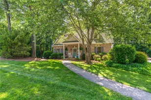 333 Garden Valley Dr, Winston Salem, NC 27107 - Photo 3