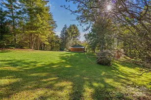 14 18 and 20 Luckenbach Dr, Fairview, NC 28730 - Photo 37