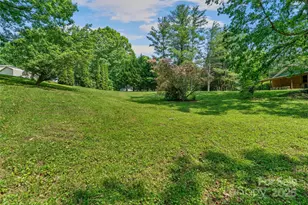 14 18 and 20 Luckenbach Dr, Fairview, NC 28730 - Photo 27