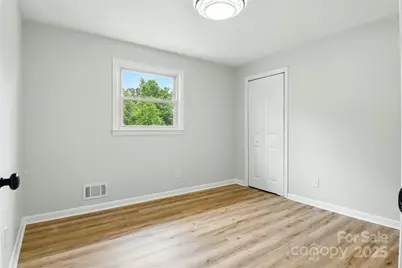 1837 6th Avenue NW, Hickory, NC 28601 - Photo 19