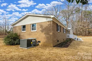 2201 Airdale Rd, Lancaster, SC 29720 - Photo 5