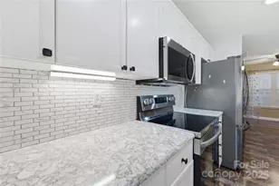 110 Whitehall Dr, Mooresville, NC 28117 - Photo 7