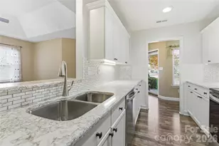 110 Whitehall Dr, Mooresville, NC 28117 - Photo 13