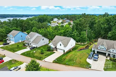 18619 Mainsail Court, Lancaster, SC 29720 - Photo 3