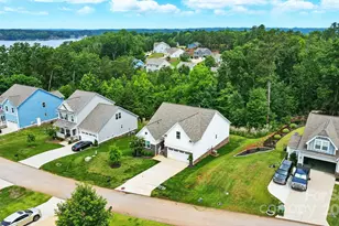 18619 Mainsail Ct, Lancaster, SC 29720 - Photo 3