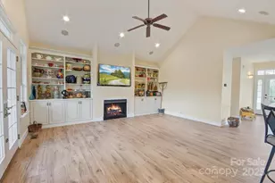 30 Linn Garden Ln, Swannanoa, NC 28778 - Photo 7