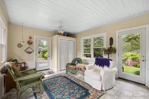 107 Edgehill Rd, Hendersonville, NC 28739 - Photo 19