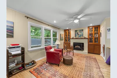 107 Edgehill Road, Hendersonville, NC 28739 - Photo 21