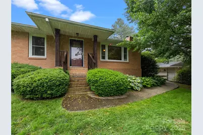 107 Edgehill Road, Hendersonville, NC 28739 - Photo 7