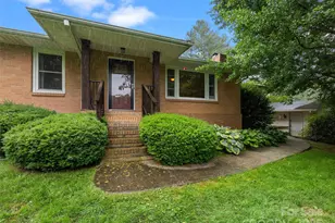 107 Edgehill Rd, Hendersonville, NC 28739 - Photo 7