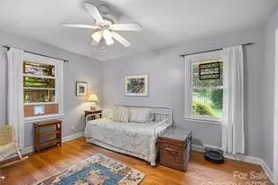 107 Edgehill Rd, Hendersonville, NC 28739 - Photo 37