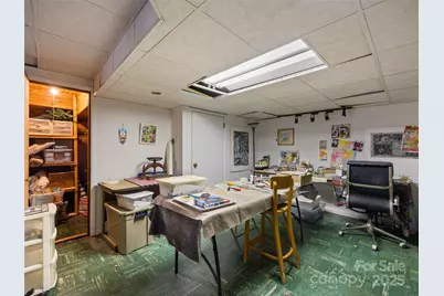 107 Edgehill Road, Hendersonville, NC 28739 - Photo 45