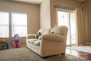 14411 Glendon Hall Ln, Charlotte, NC 28262 - Photo 5