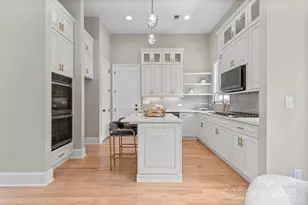 4015 Randolph Rd, Charlotte, NC 28211 - Photo 1